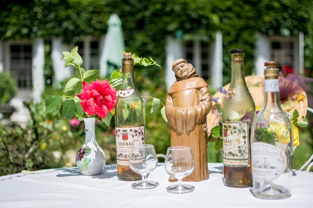 A L'Antan - La Ferme D'Octave Bed & Breakfast Saint-Hilaire-de-Villefranche Екстериор снимка